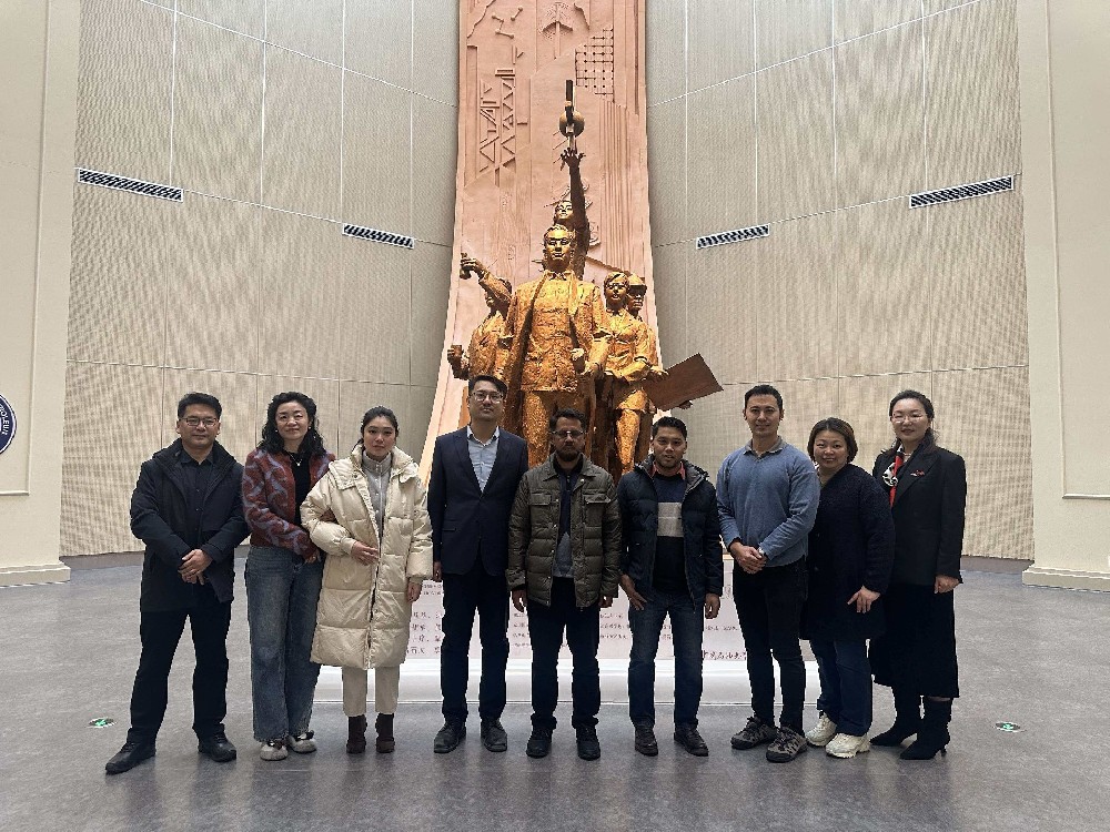 中马能源教育合作新突破：中国石油大学与马来西亚教育与文化促进协会签署战略协议