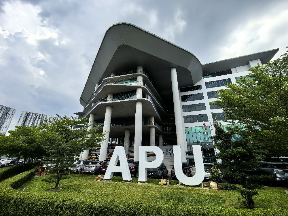 马来西亚教育与文化促进协会中国办事处到访亚太科技大学 共推中马数字科技人才合作